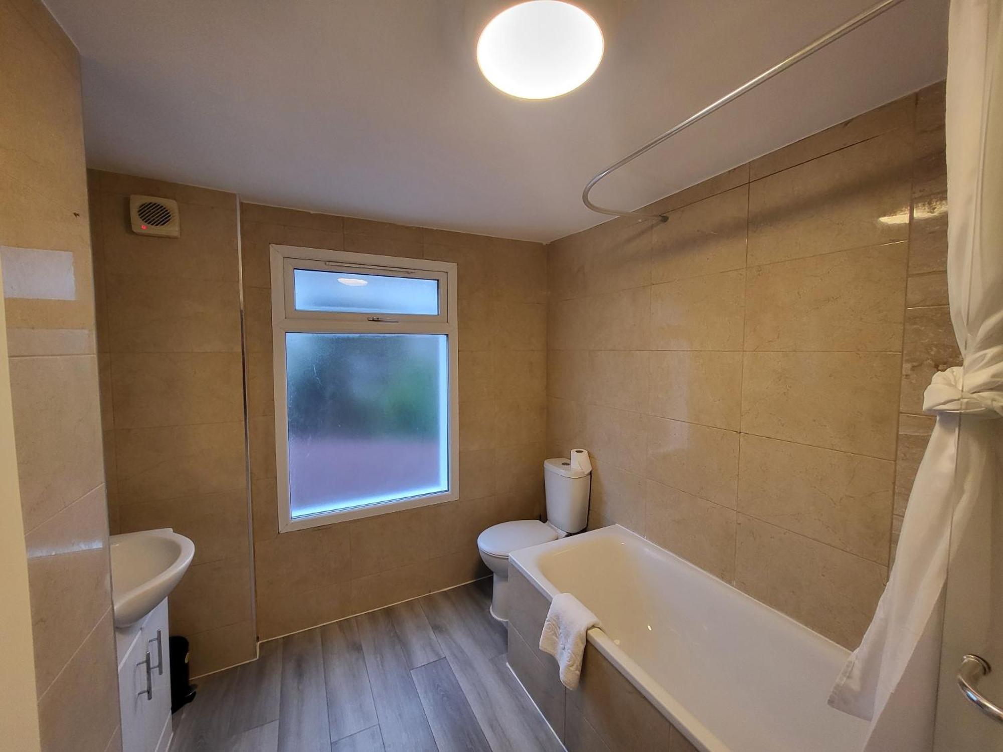 Appartamento 5br Retreat - Walk To Tube, Explore *