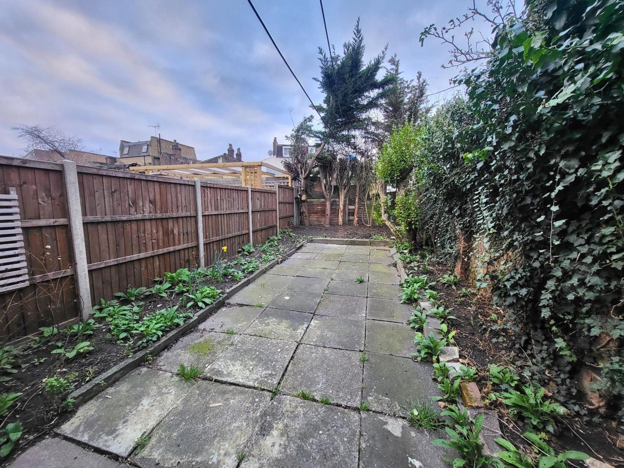 5br Retreat - Walk To Tube, Explore Londra