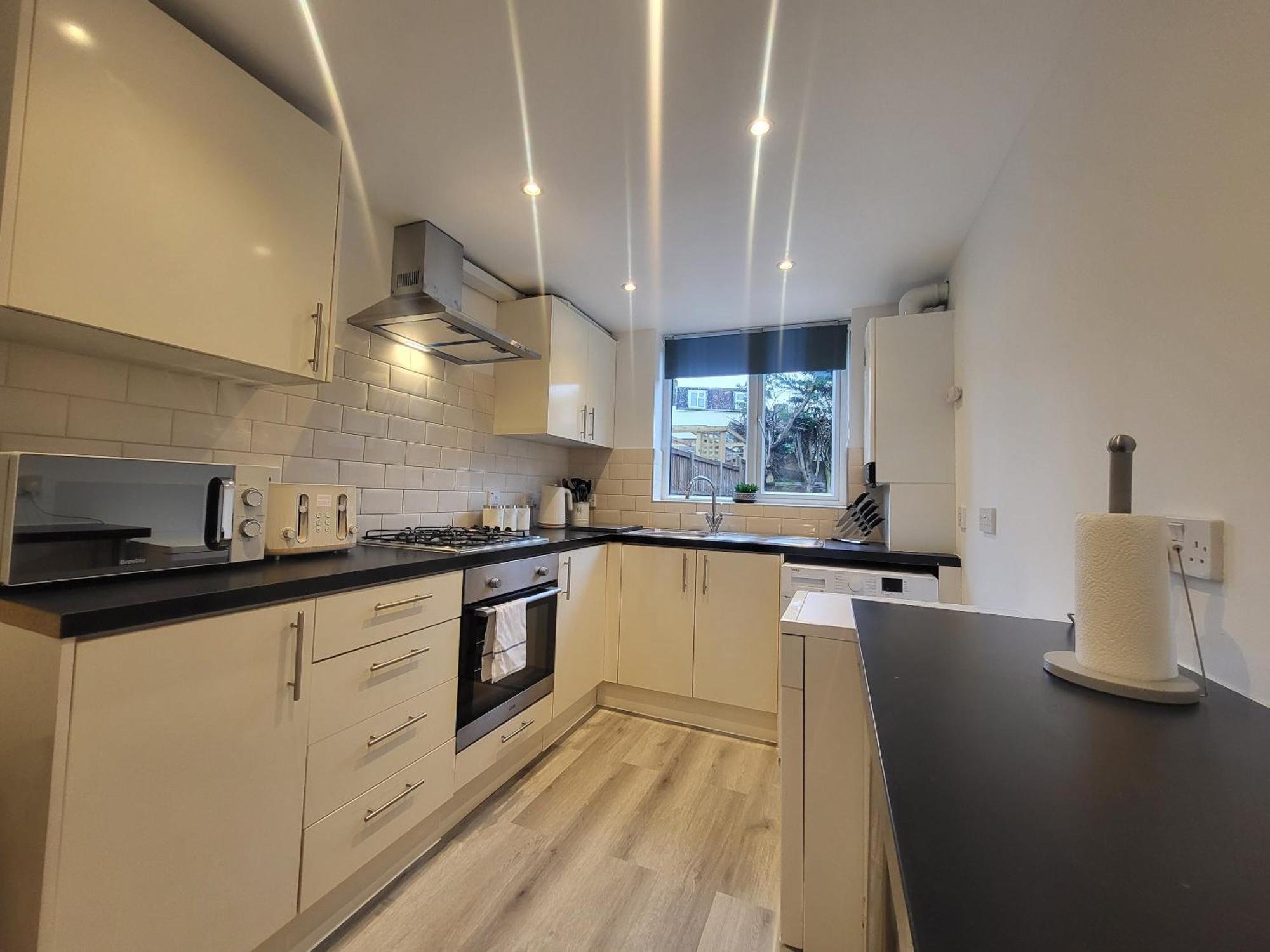 Appartamento 5br Retreat - Walk To Tube, Explore *