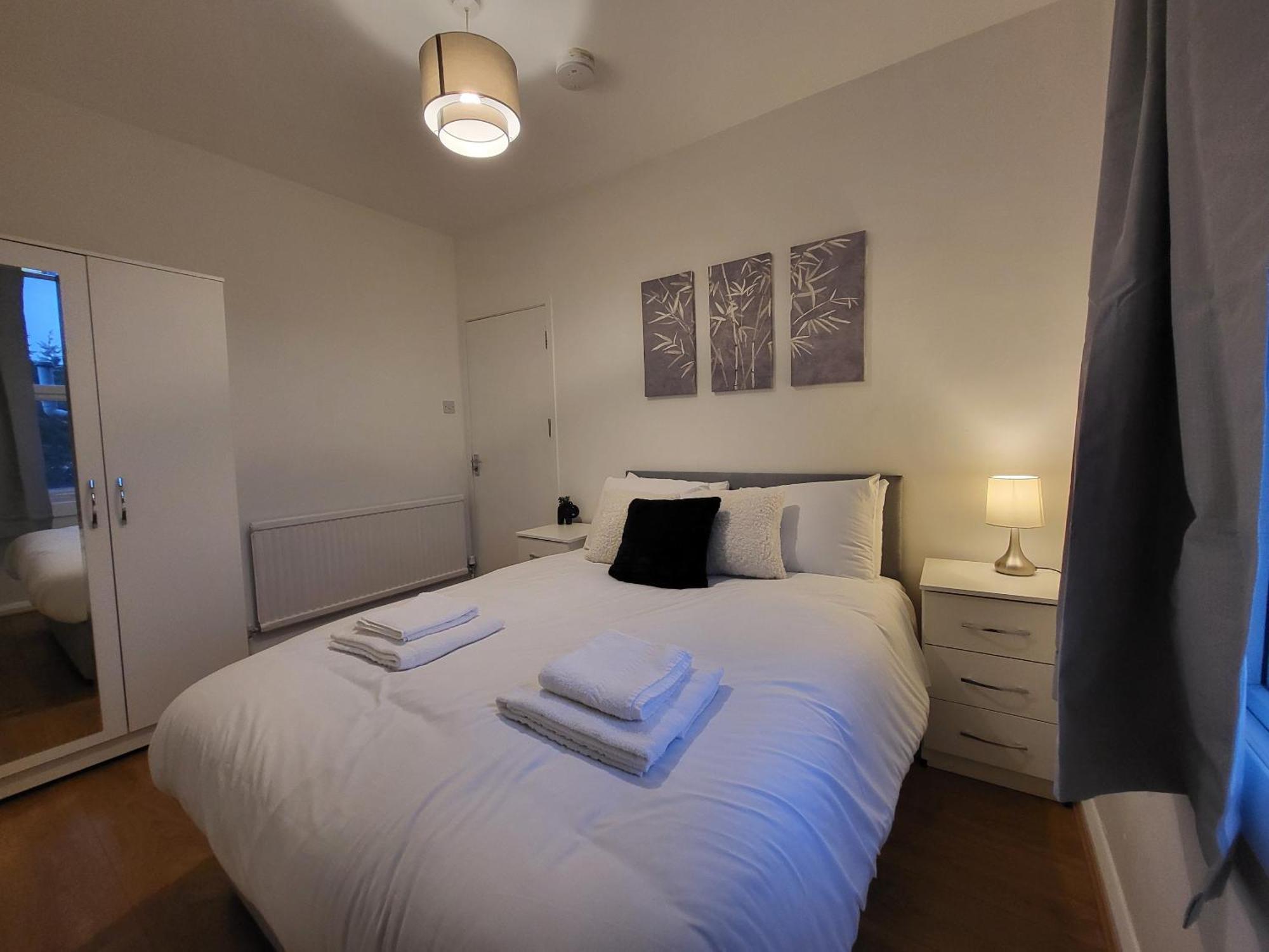 Appartamento 5br Retreat - Walk To Tube, Explore