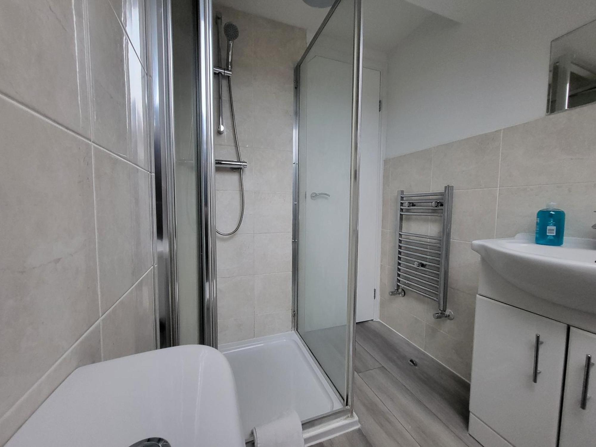 Appartamento 5br Retreat - Walk To Tube, Explore